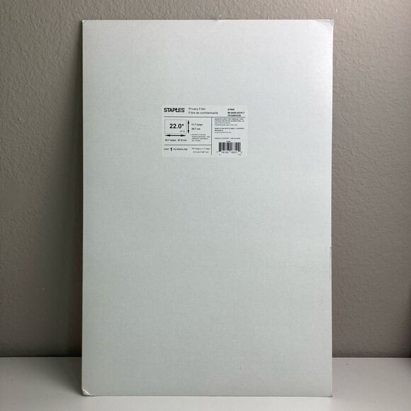 Staples Privacy Filter‎ for 22” Widescreen Monitor 16:10 11.7”x18.7” (41940) - Picture 2 of 5
